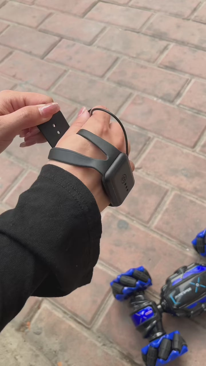 RC Stuntbil med futuristisk handkontroll som styr bilen med handrörelser. Köp RC stuntbil med fjärrkontroll och fri frakt idag!