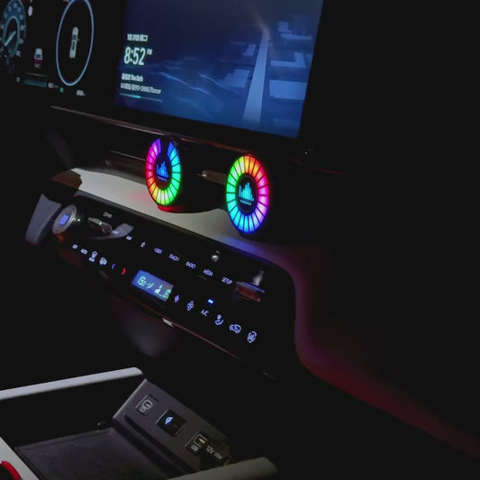 Bil-luftfräschare med Atmosfärsljus & Musikrytm – Fräsch luft i takt med din stil